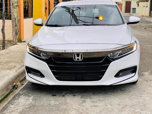 Imagen 7 de 15 de Honda Accord Sport Sedan Americana