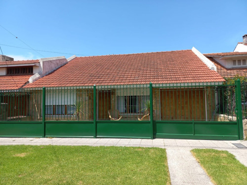 Punta Mogotes; Chalet En Muy Buen Estado