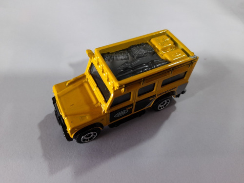 Matchbox Land Rover Defender 110-1997 Mattel Escala 1 64