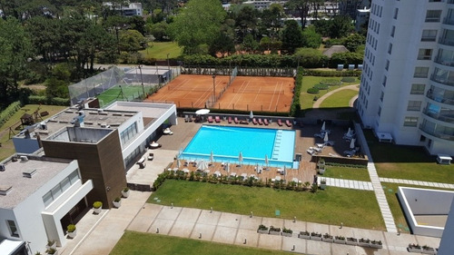 Imagen 3 de 14 de Apto 4 Personas , Piscina Climatizada, Sauna , Cancha Tenis