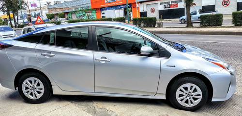Toyota Prius 2016