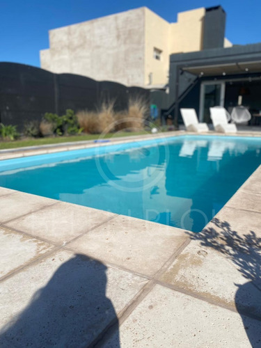 Imagen 7 de 21 de Casa Quinta En Venta - Tandil - Pio Xll