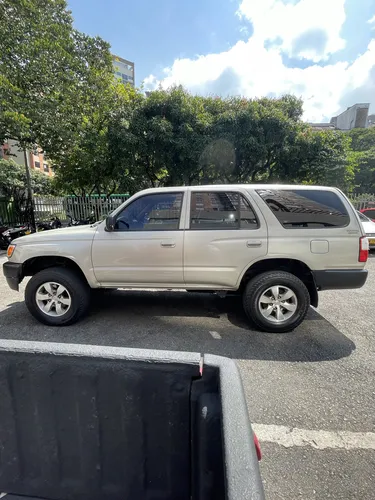 Toyota 4Runner 3.4 automatica