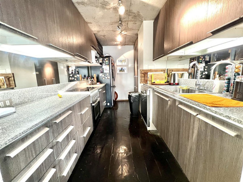 Departamento En Venta En Providencia / Terraza Privada