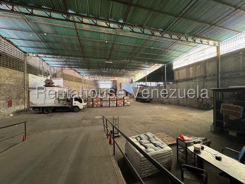 Galpón En Venta En Parroquia San Pedro Ng 25-16107 Yg