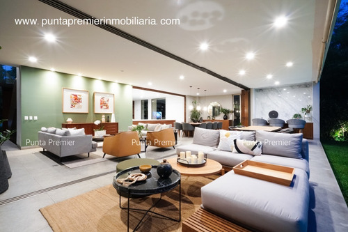 Imagen 13 de 19 de Casa De Lujo En Venta En Coto Arauca Amueblada, Zona Real, Zapopan