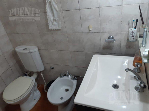 Imagen 5 de 12 de 2 Casas - Lomas De Zamora - Ideal Renta - Venta Con Renta