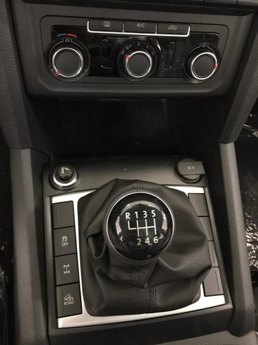 Imagen 24 de 24 de Volkswagen Amarok 2.0 Comfortline 4x2 Manual 180cv 0km Vw 01