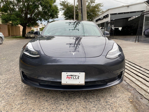 Imagen 2 de 10 de Tesla Model 3 Performance 2018 Gris