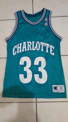 Jersey Retro Charlotte Hornets #33 Mourning No Ball Johnson (Usado)