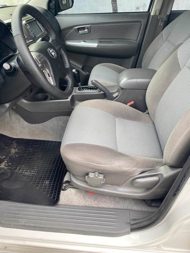 Toyota Hilux 3.0 Cd Srv Cuero Tdi 4x4 5at - A4 2015