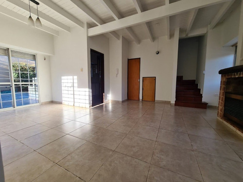 Casa En Venta En Barrio La Falda