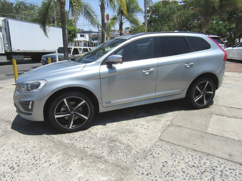 Imagen 2 de 10 de 2016 Volvo Xc60 R Desing Awd