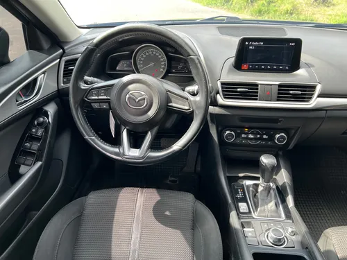 Mazda 3 2.0 Touring At