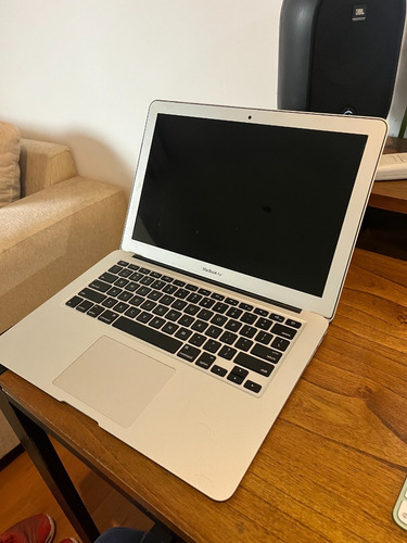 Macbook Air 13.3 Mid 2014 I5 1.4 Ghz 128 Ssd