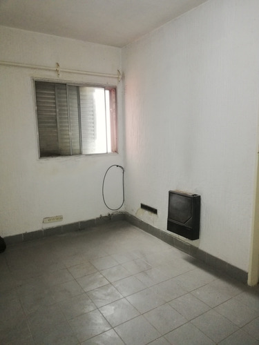 Departamento, 2 Ambientes 1/2, Céntrico. Oportunidad