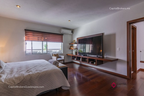 Residencia De Lujo En Los Olivos En Venta