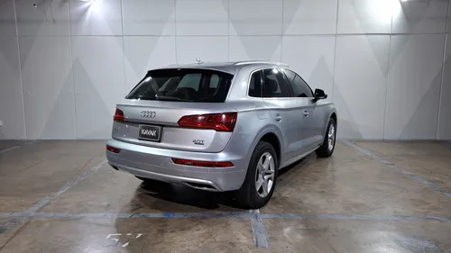Audi Q5 2.0 SELECT DCT 4WD