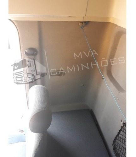 Imagem 14 de 15 de Caminhão Volkswagen 19-320 - 4x2 T