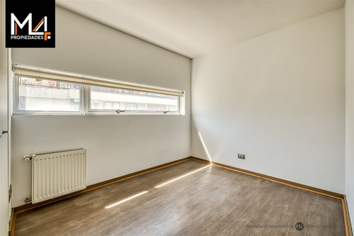 Departamento Triplex Con Quincho Privado En Azotea, 2 Dorm.