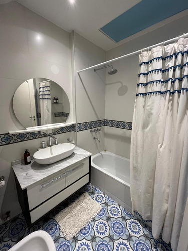Casa En Venta - 4 Dormitorios 2 Baños - 320mts2 - Villa Urquiza