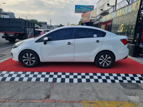 Kia Rio UB EX 1.4 AT