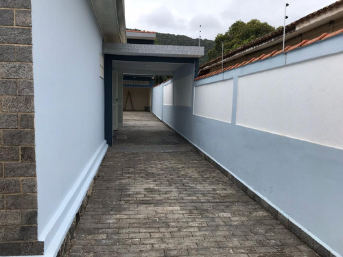 Imagem 4 de 14 de Sobrado Com 4 Quartos,2 Suíte,4 Vagas De Garagem 832