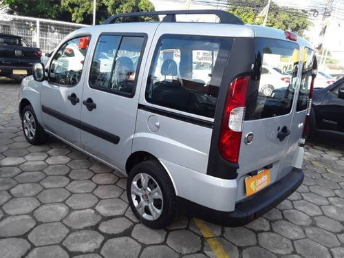 Imagem 6 de 9 de Fiat Doblò 1.8 Mpi Essence 7l 16v Flex 4p Manual