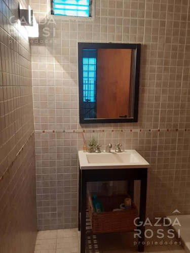 Imagen 25 de 29 de Casa - Jose Marmol