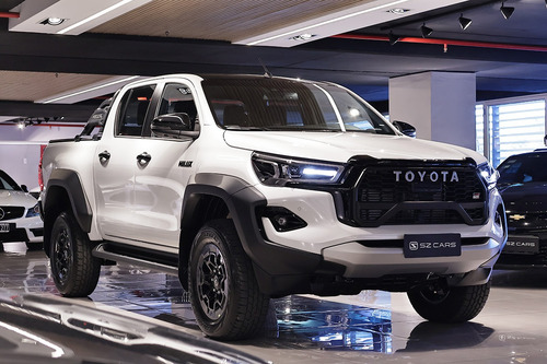 Toyota Hilux Gr-sport Iv Gr4 4x4 2.8 Tdi 6 At 224cv