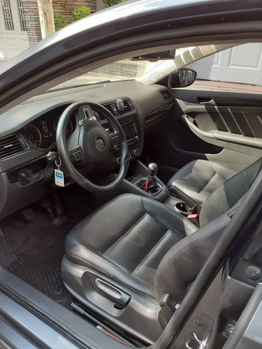 Volkswagen Vento 2.5 Luxury 170cv