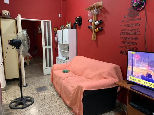 Imagen 6 de 7 de Importante Propiedad En Paso Del Rey - Losa Con Galpón En El Frente Y Departamento Detrás!