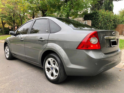 Ford Focus Ii 2.0 Ghia - A/2012 - Tope De Gama - Como Nuevo