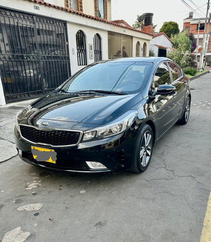 Kia CERATO PRO 1.6l Zenith At