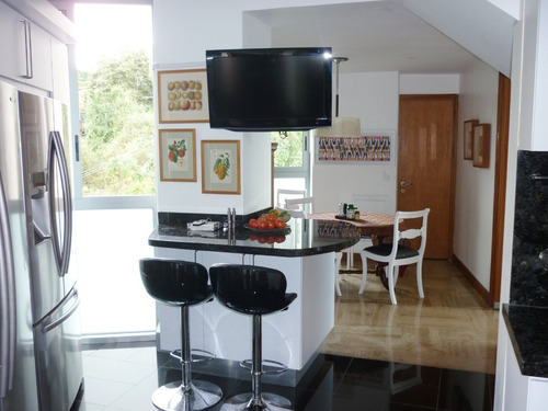 Imagen 13 de 22 de Pent House Lomas Mercedes Tlfn +58 4142240205