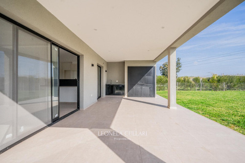 Venta - Casa - Haras Santa María - Escobar