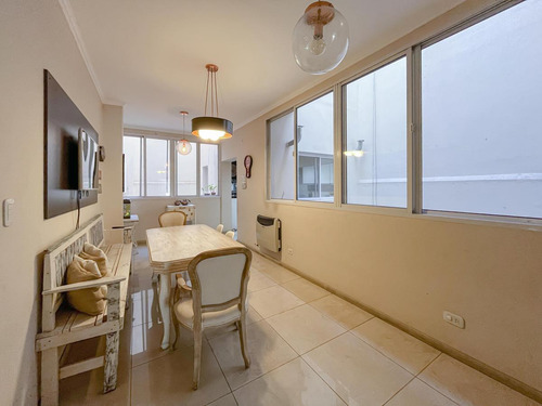 Piso Exclusivo De 5 Dormitorios Con 3 Baños Y Cochera