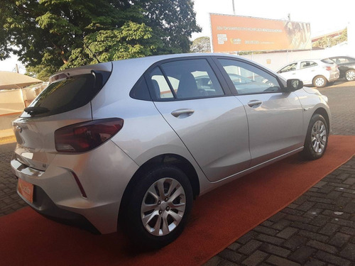 Imagem 6 de 9 de Chevrolet Onix 1.0 Flex Lt Manual