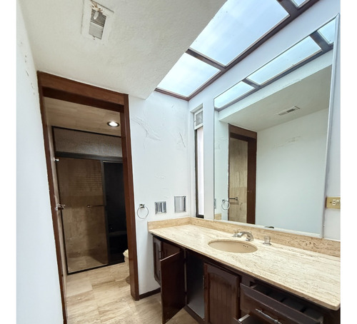 Casa En Venta En Bosque De Las Lomas