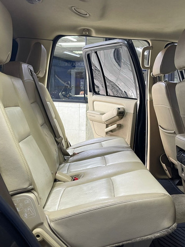 Ford Explorer Eddie Bauer