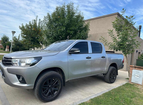 Toyota Hilux 2.4 Cd Dx 150cv 4x2