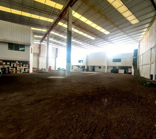 Inmueble En Venta De 1,532m2 Muy Cerca De Zona Esmeralda Y La Salle