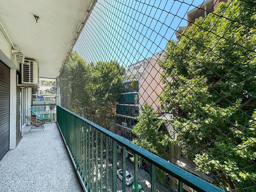 Imagen 6 de 22 de Impecable 4 Ambientes Refaccionado Con Balcón Corrido - Colegiales