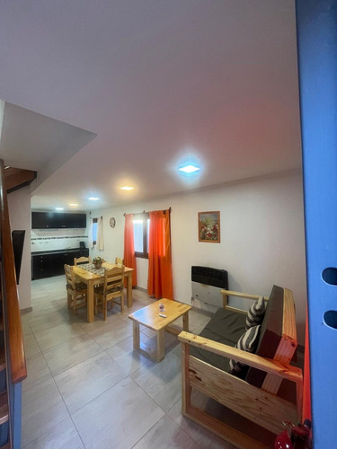 Duplex En Zona Céntrica De Esquel