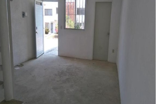 Imagen 2 de 8 de Casa 2 Niveles 3 Recamaras Acapulco***