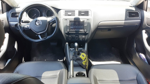 Volkswagen Jetta 1.4 16v Tsi Comfortline Gasolina 4p