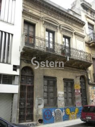 Imagen 3 de 4 de Venta Local, Ciudad Vieja, Montevideo.