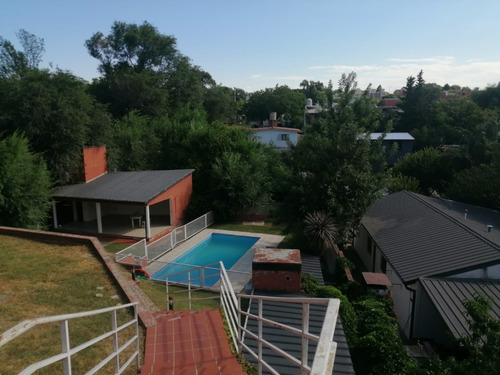 Oportunidad Dueño Vende Por Viaje, Cómodo Dúplex 3 Ambientes Con Cochera.