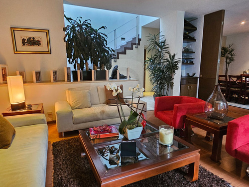 Casa En Venta En Paseo De Las Lomas 3 Recámaras