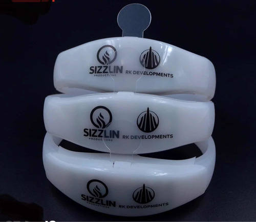 Imagen 4 de 10 de Luces Led Brazaletes Led Con Logo Fiestas Concierto Eventos
